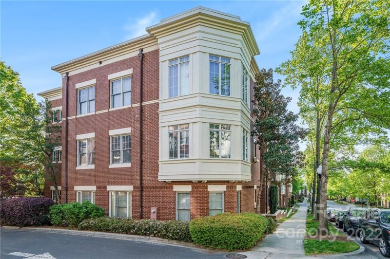 621 Garden District Drive