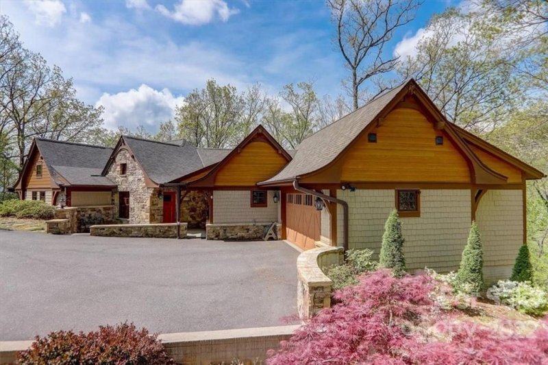 Property image 4 at 22 Wedgewood Terrace, Black Mountain, NC 28711