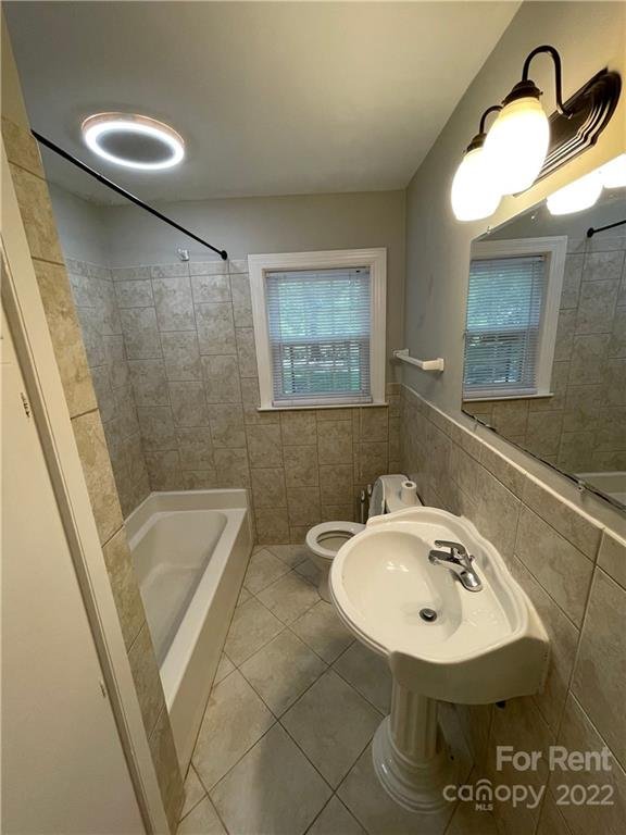 Property image 5 at 2214 Arnold Drive, Charlotte, NC 28205