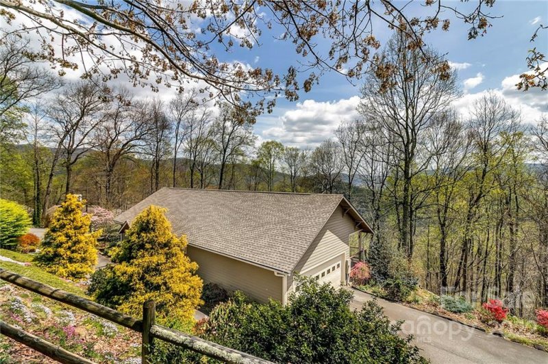 Property image 2 at 3 Wedgewood Terrace, Black Mountain, NC 28711