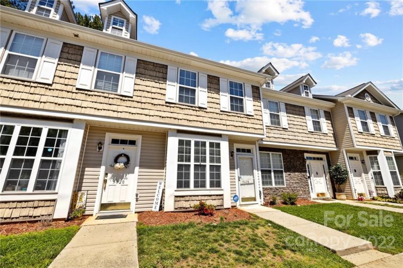 Property image 3 at 5618 Katherine Court, Dallas, NC 28034