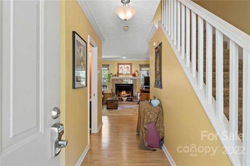 Property image 3 at 12 Rocking Porch Road, Asheville, NC 28805