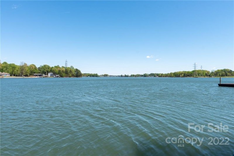 Property image 2 at 8061 Lucky Creek Lane, Denver, NC 28037