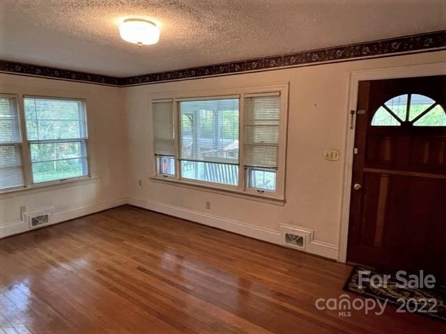 Property image 5 at 215 Dogwood Drive, Mount Holly, NC 28120