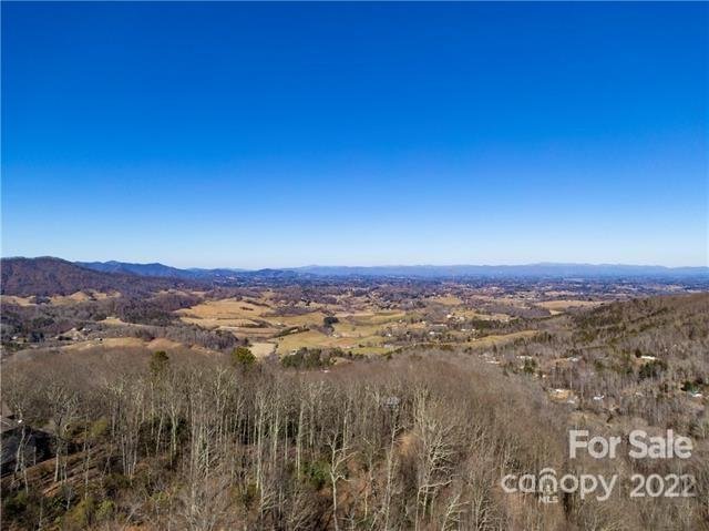 Property image 4 at 11 Early Spring Way, Leicester, NC 28748