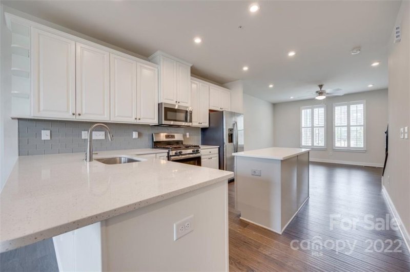 Property image 5 at 522 Music Hall Way, Charlotte, NC 28203