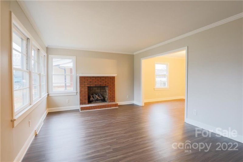 Property image 2 at 303 Colony Road, Statesville, NC 28677