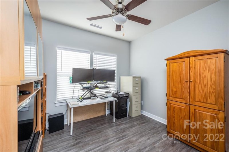 Property image 4 at 10034 Lilac Court, Charlotte, NC 28215