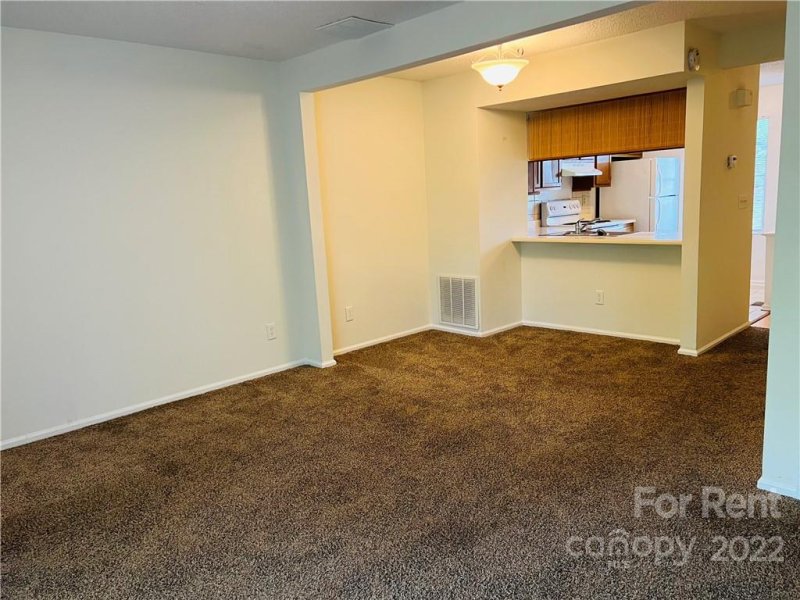 Property image 4 at 630 Lex Drive, Charlotte, NC 28262