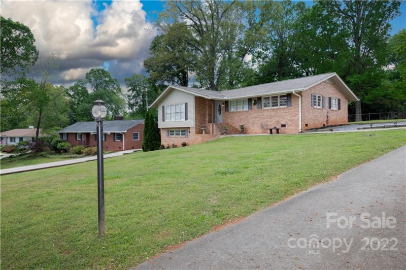 Property image 4 at 1749 Matthews Drive, Rock Hill, SC 29732
