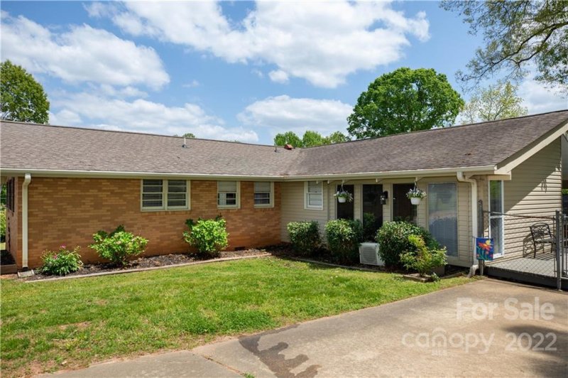 Property image 5 at 1749 Matthews Drive, Rock Hill, SC 29732