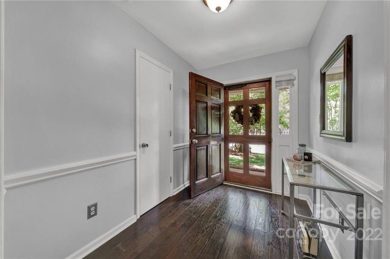 Property image 3 at 401 Sandymead Road, Matthews, NC 28105