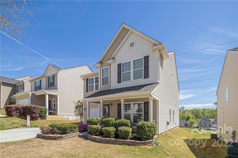 Property image 2 at 11355 Breezehill Lane, Charlotte, NC 28262