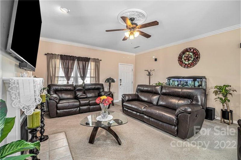 Property image 5 at 11355 Breezehill Lane, Charlotte, NC 28262