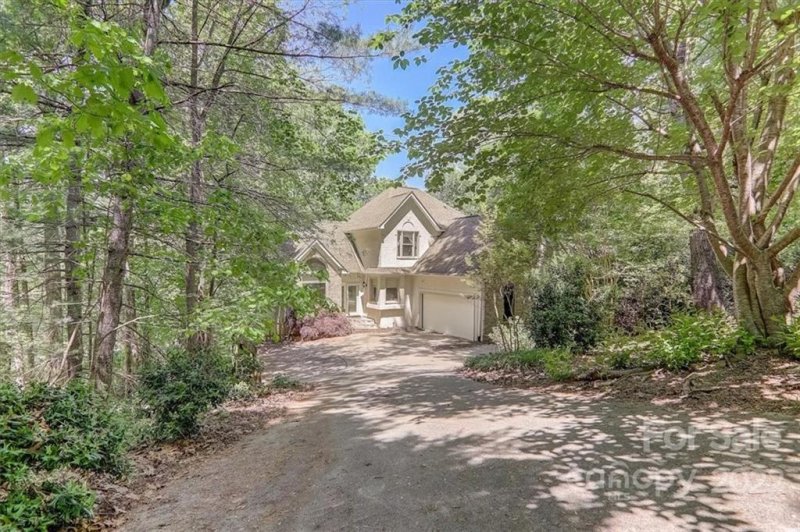 Property image 2 at 733 Zelda Court, Hendersonville, NC 28792