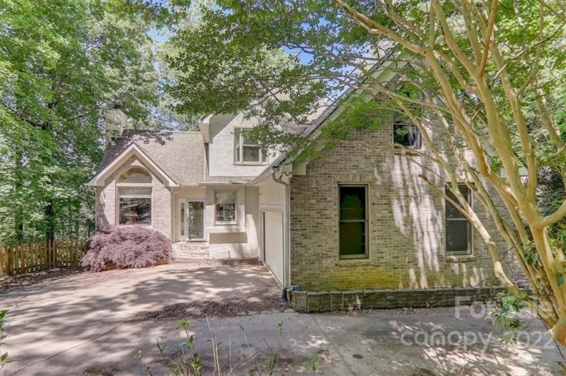 Property image 3 at 733 Zelda Court, Hendersonville, NC 28792