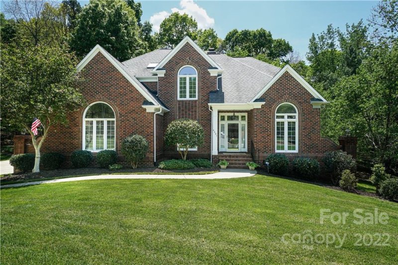 4531 Rosecliff Drive