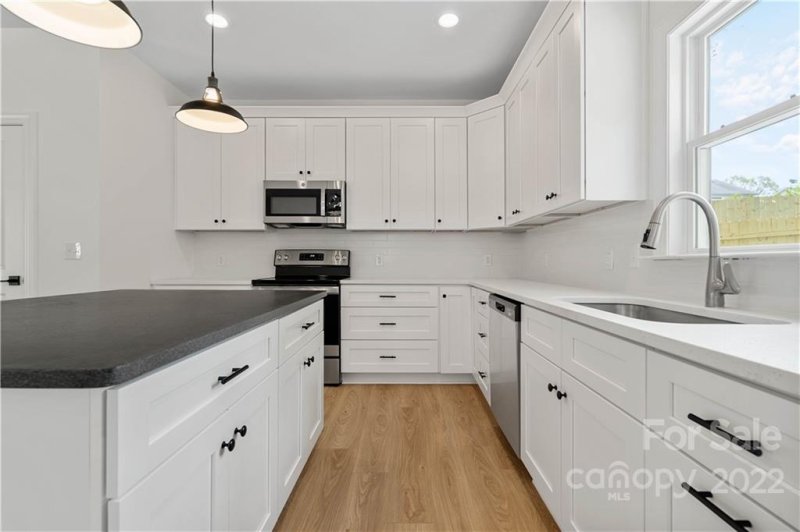 Property image 5 at 4114 Rutgers Avenue, Charlotte, NC 28206