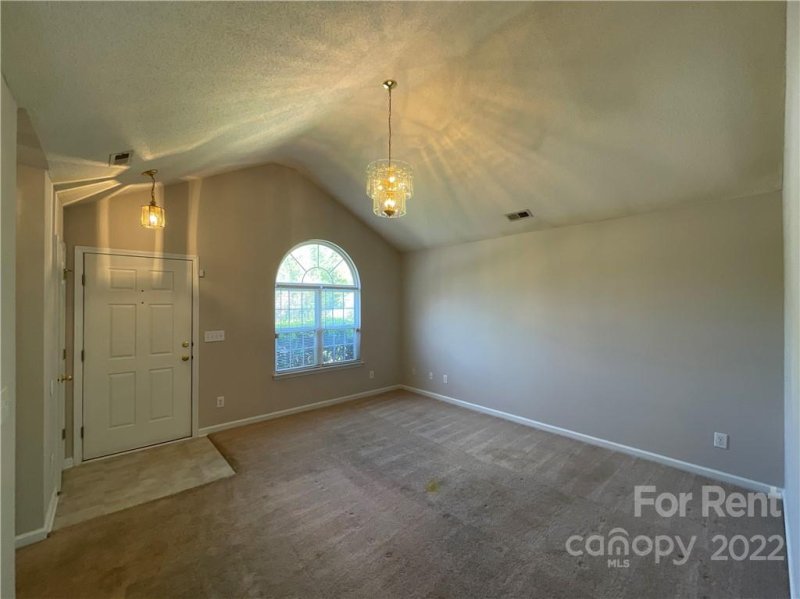 Property image 2 at 1100 Franklin Thomas Place, Charlotte, NC 28214