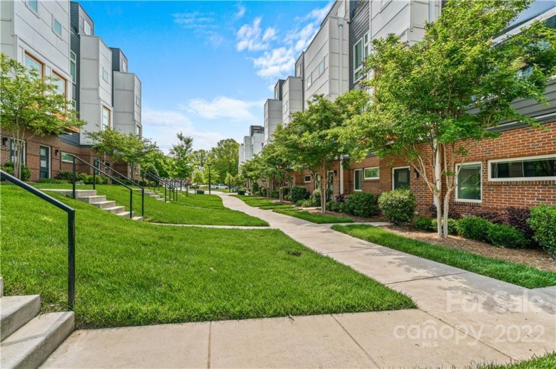 Property image 2 at 2434 Brelade Place, Charlotte, NC 28203