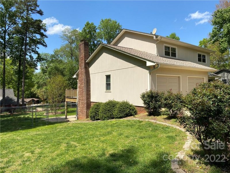 Property image 4 at 607 Rock Barn Road, Conover, NC 28613