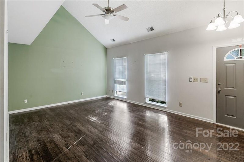 Property image 4 at 11003 Dekalb Place, Charlotte, NC 28262