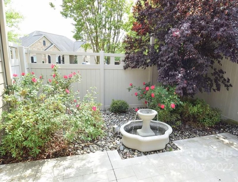 Property image 2 at 4901 Polo Gate Blvd Polo Gate Boulevard, Charlotte, NC 28216