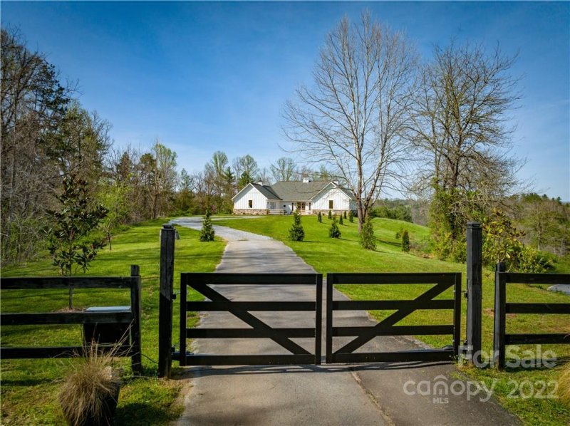 Property image 4 at 2727 Bear Creek Road, Marshall, NC 28753