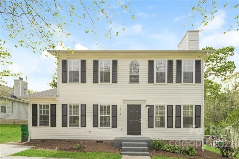 1218 Eagles Landing Drive