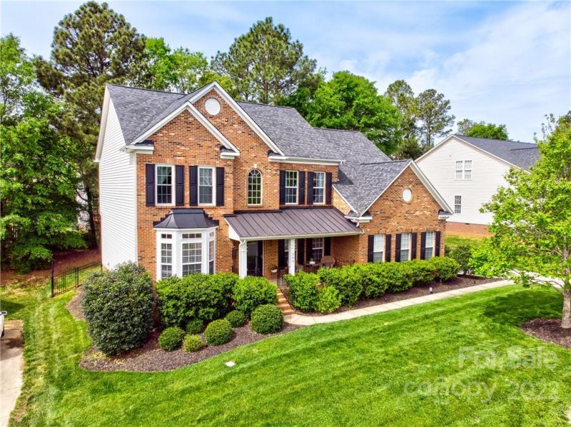 Property image 2 at 322 Drake Park Avenue, Fort Mill, SC 29708
