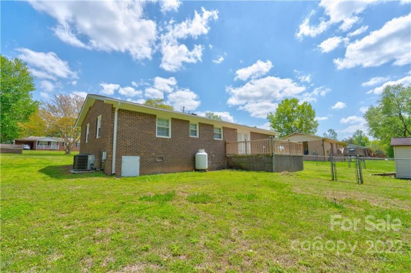 Property image 3 at 5018 Pecan Drive, Shelby, NC 28152