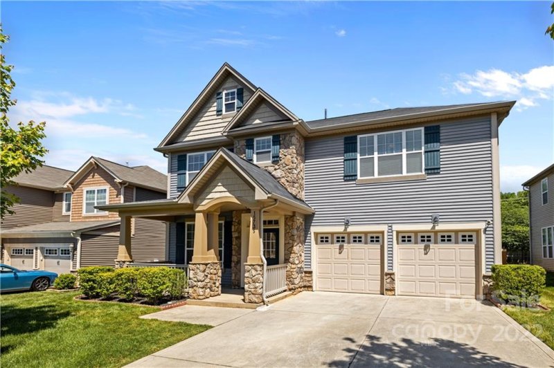 Property image 3 at 15735 Homecoming Way, Charlotte, NC 28278