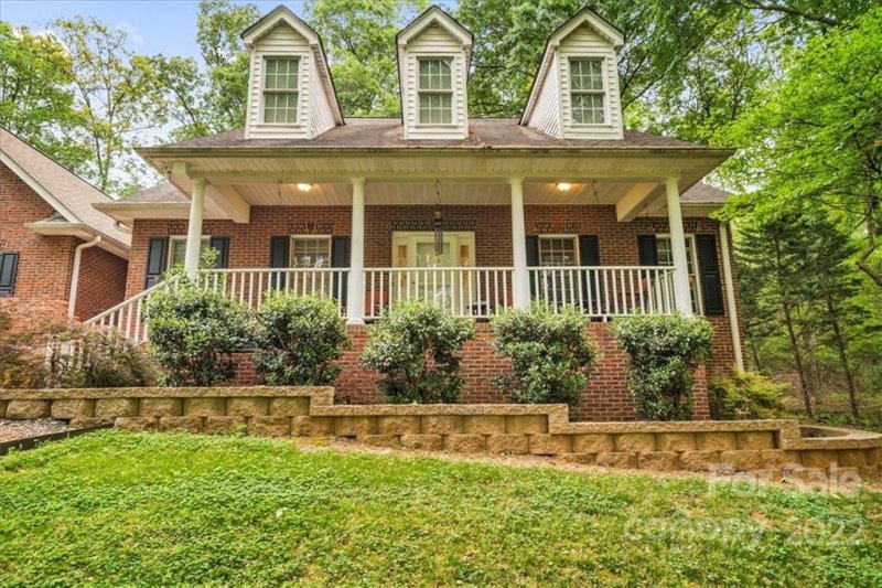 Property image 2 at 129 Oak Point Drive, Cherryville, NC 28021