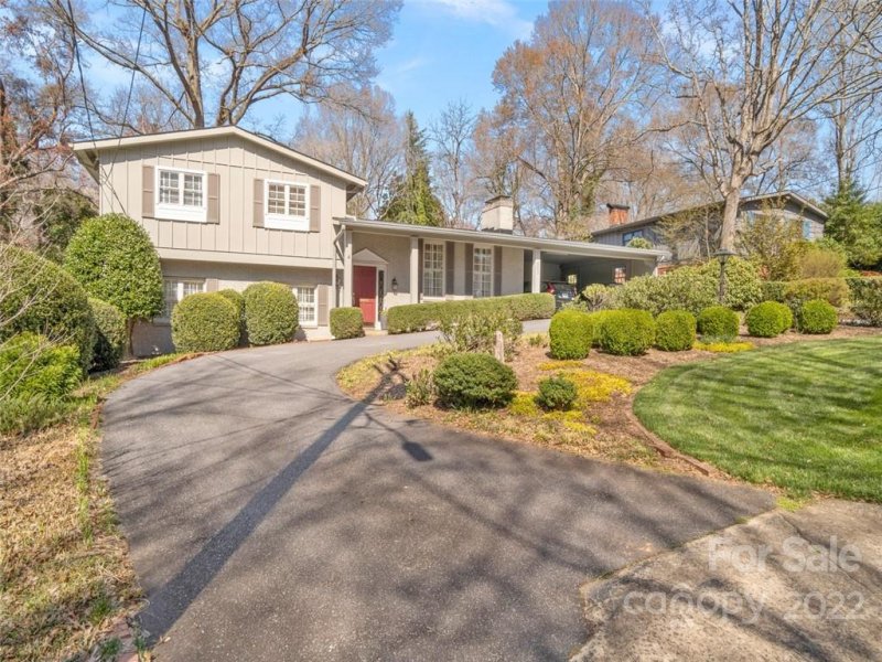 Property image 4 at 652 6th Avenue Place, Hickory, NC 28601