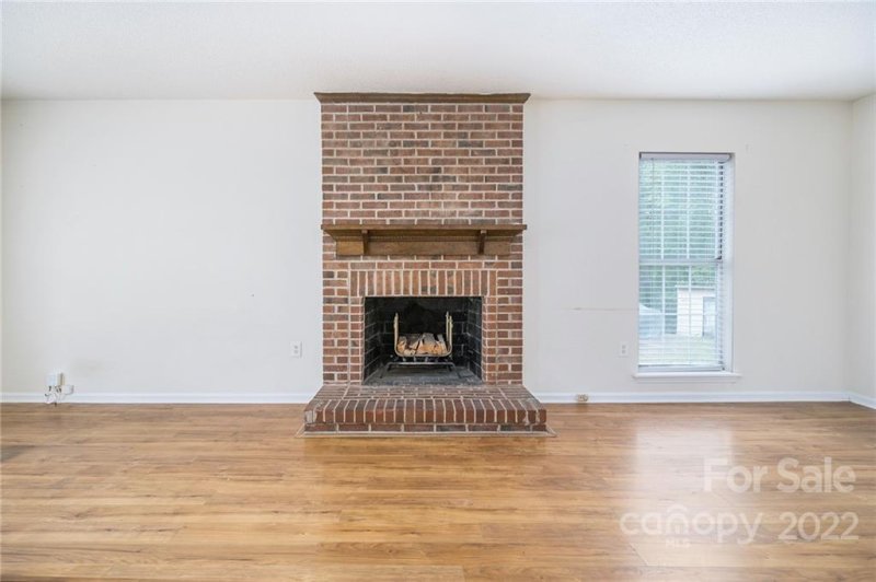 Property image 3 at 5305 Reedham Court, Charlotte, NC 28208