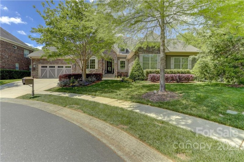 Property image 2 at 5940 Copperleaf Commons Court, Charlotte, NC 28277