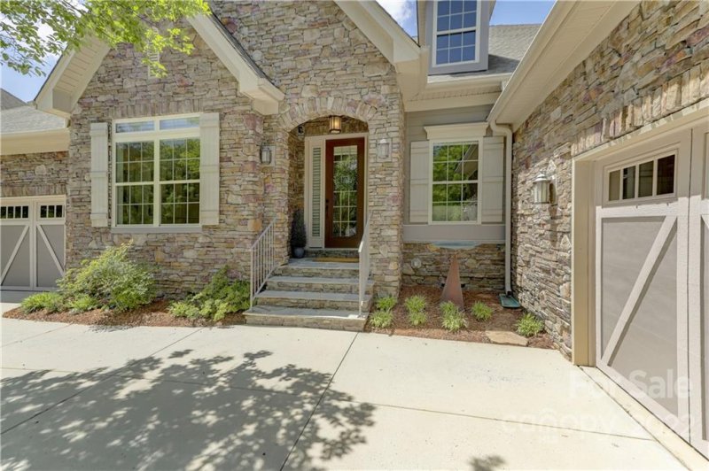 Property image 4 at 5940 Copperleaf Commons Court, Charlotte, NC 28277