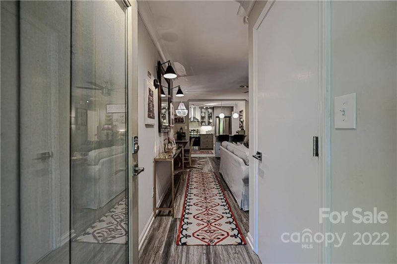 Property image 3 at 1042 Churchill Downs Court, Charlotte, NC 28211