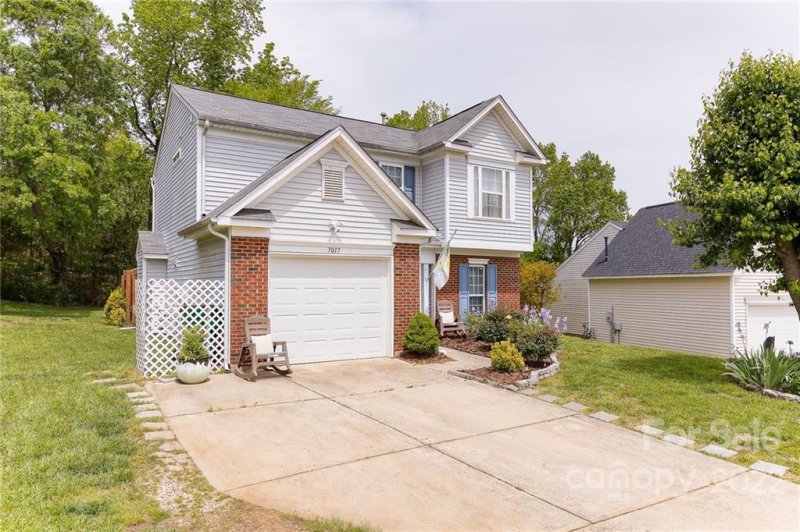 Property image 5 at 7017 Blithe Low Place, Charlotte, NC 28273