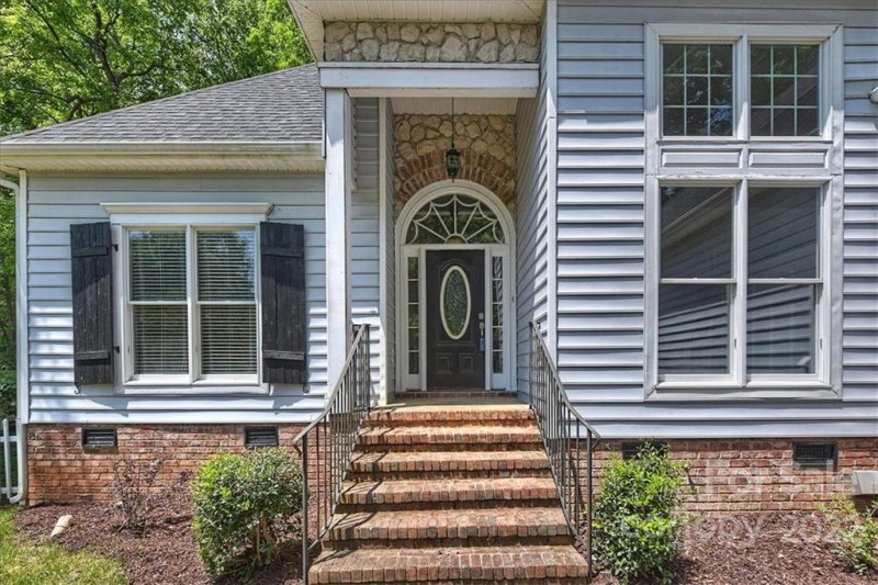 Property image 3 at 1064 Eagle Drive, Rock Hill, SC 29732