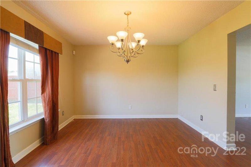 Property image 5 at 1423 Key Ridge Court, Charlotte, NC 28216