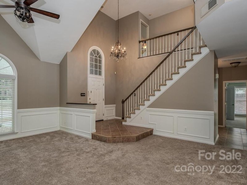 Property image 4 at 7015 Walton Heath Lane, Charlotte, NC 28277