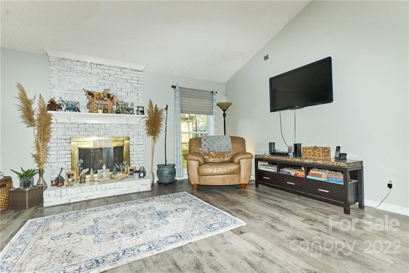 Property image 4 at 9901 Fairlea Drive, Charlotte, NC 28269