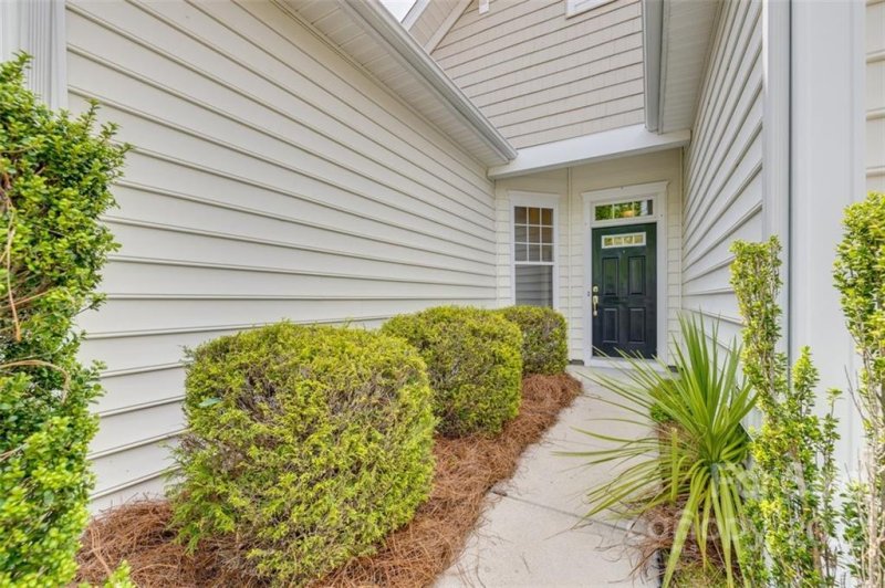 Property image 2 at 929 Knob Creek Lane, Tega Cay, SC 29708