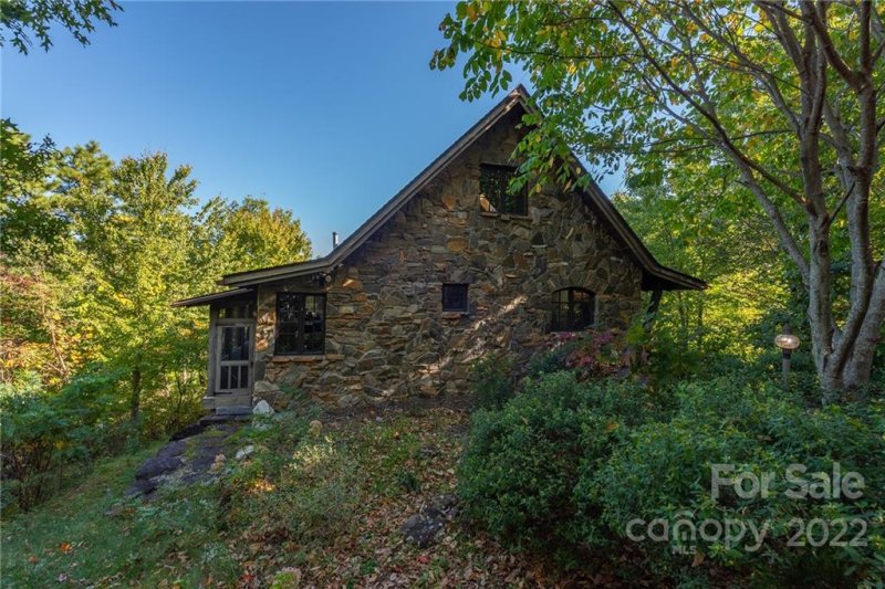 Property image 4 at 448 Verbena Drive, Black Mountain, NC 28711