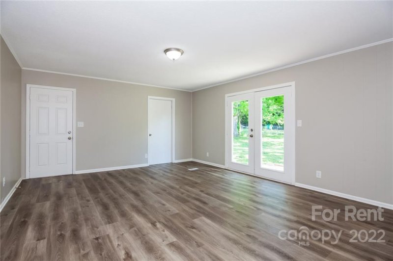 Property image 4 at 3402 Cinderella Drive, Dallas, NC 28034