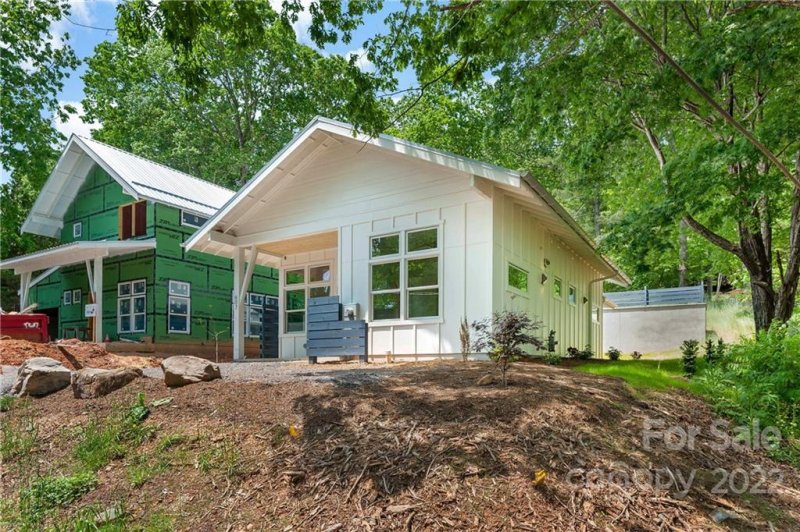Property image 2 at 607 Hiawassee Avenue, Black Mountain, NC 28711