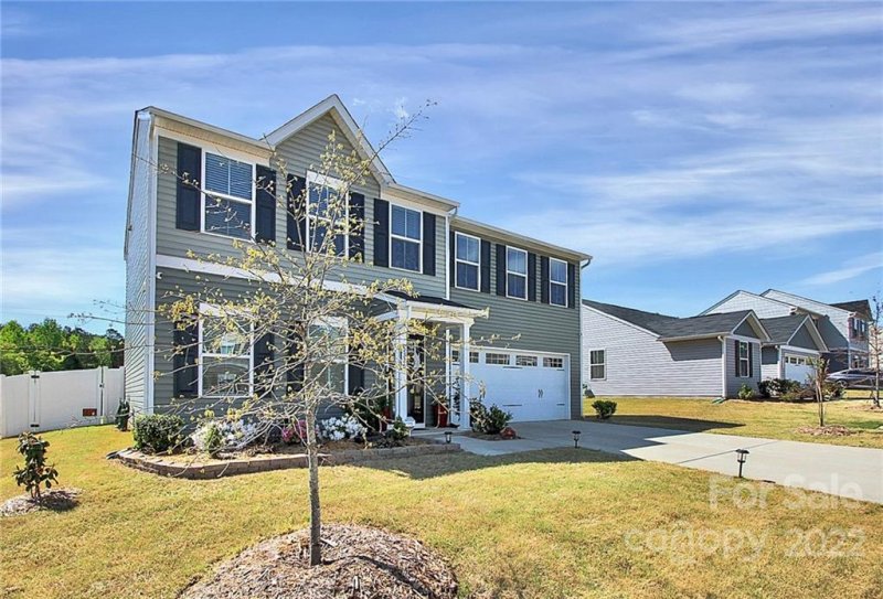 Property image 2 at 5316 Merwyn Avenue, Charlotte, NC 28215