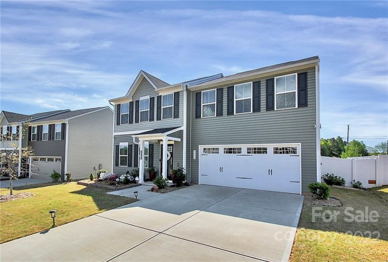 Property image 3 at 5316 Merwyn Avenue, Charlotte, NC 28215