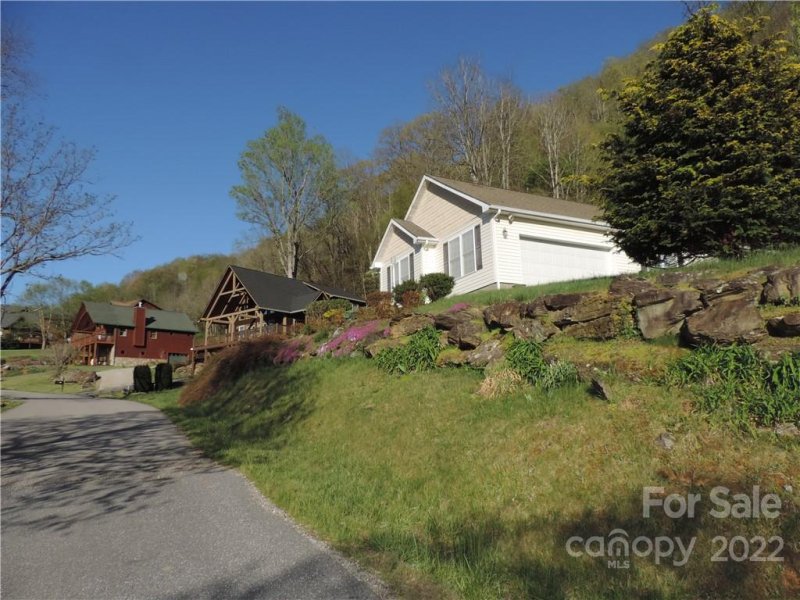 Property image 3 at 144 Tanner Trail, Waynesville, NC 28785